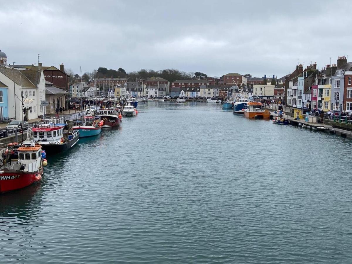Stunning Sea Views From Apartment In Weymouth Exteriör bild